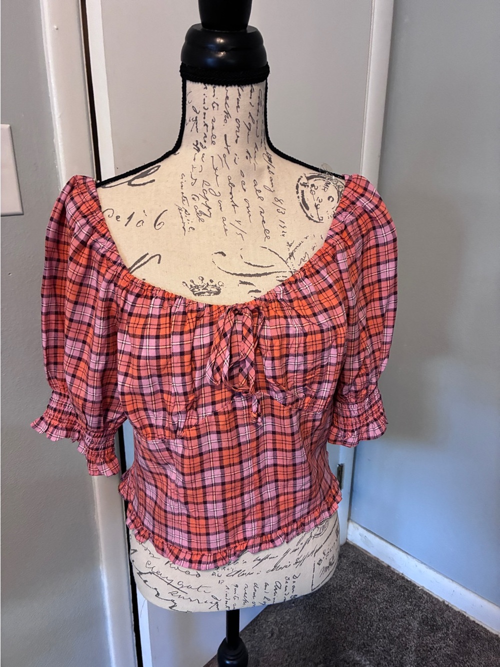 Size-XL JUNIORS Pink Plaid Peasant Blouse Cropped